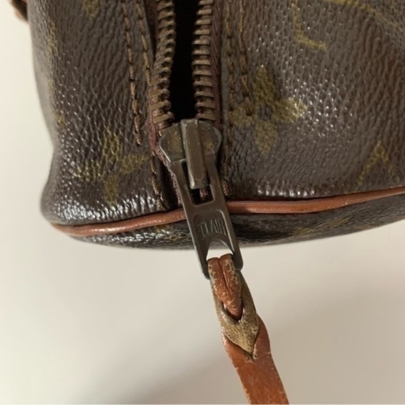 LOUIS VUITTON Monogram Papillon - Picture 3 of 12